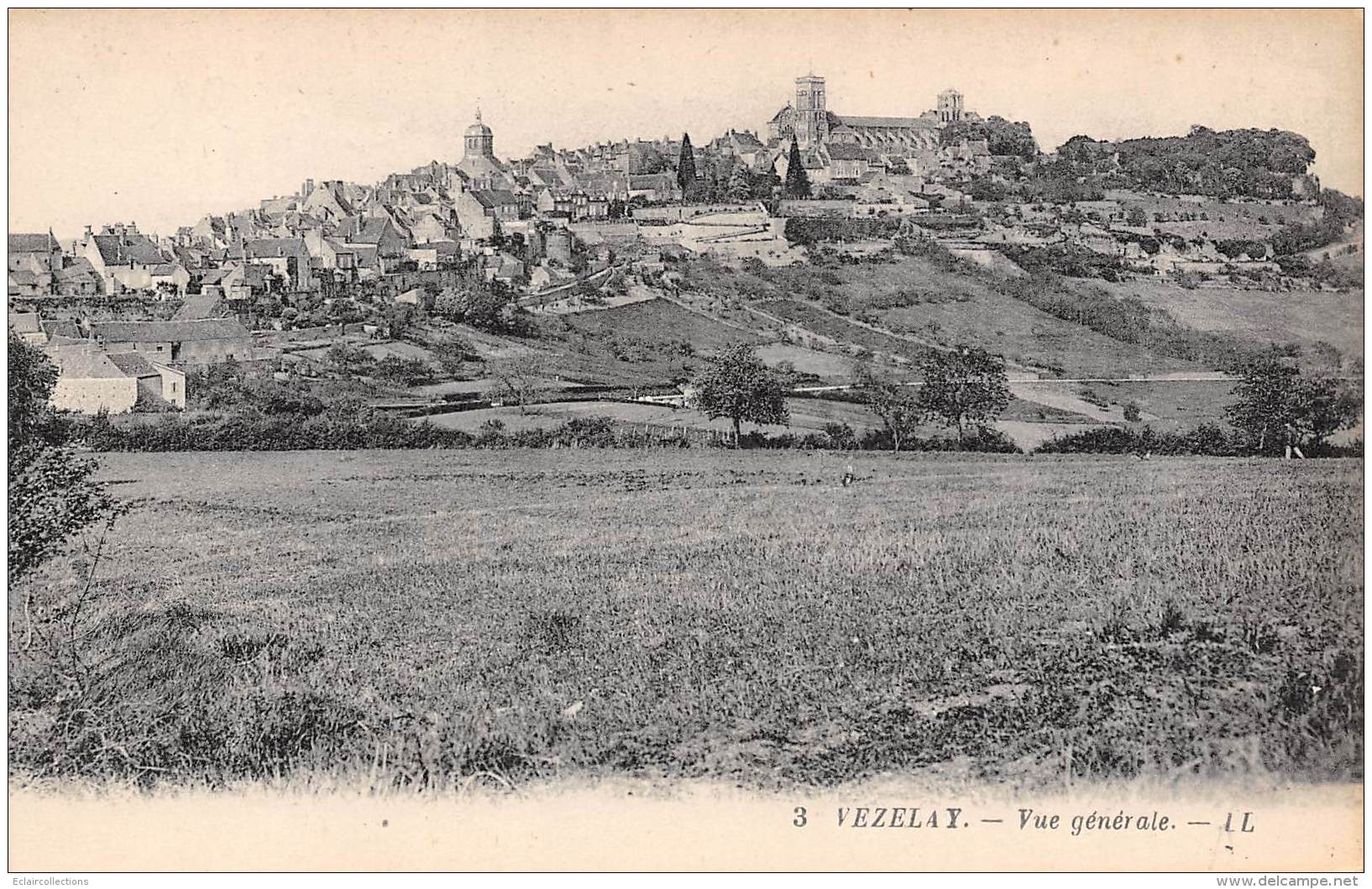 Vezelay       89     Vue Générale      (voir Scan) - Vezelay