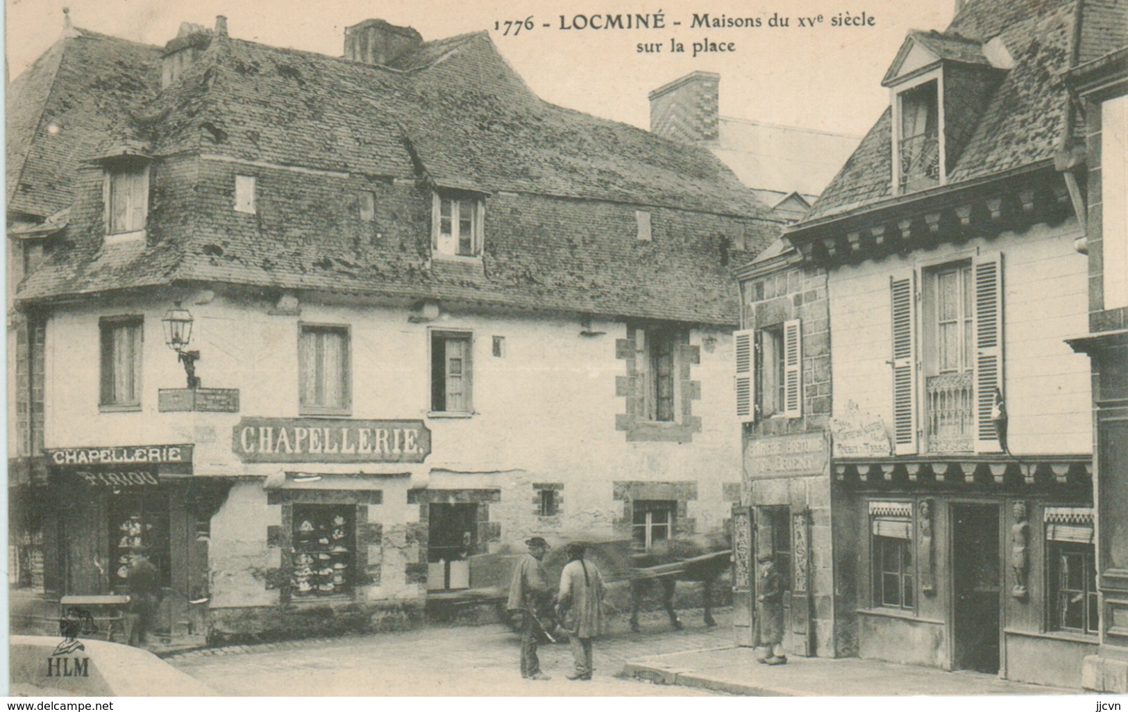 Locmine - Maisons Du XV Eme Siècle Sur La Place - Locmine