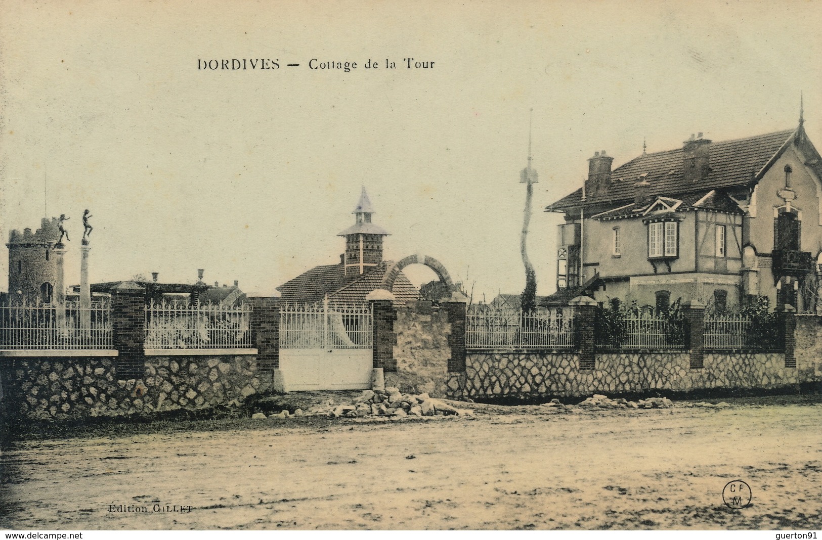 ( CPA 45 )  DORDIVES  /  Cottage De La Tour - - Dordives