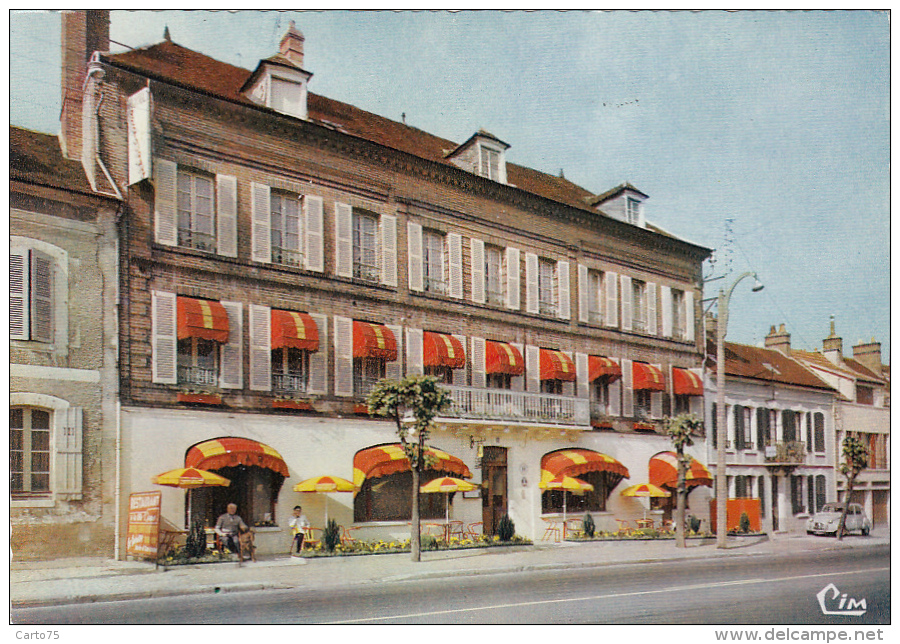 Joigny En Bourgogne 89 - Façade Hôtel Restaurant "A La Côte Saint-Jacques" Propriétaire M. Lorain - Joigny