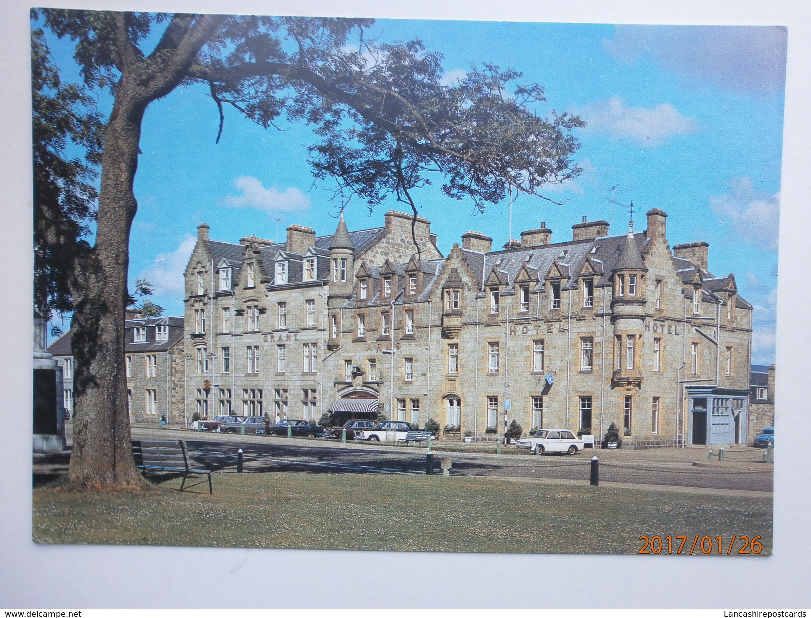 Postcard Grant Arms Hotel Grantown On Spey Morayshire Scotland My Ref B2132 - Moray