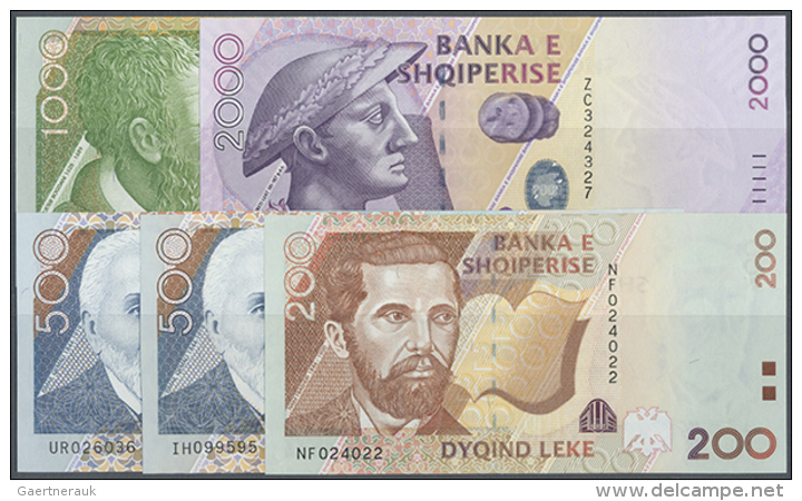 Set Of 5 Banknotes Containing 200, 500 And 1000 Leke 2001 P. 67-69 And 500, 2000 Leka 2007 P. 72, 74, All Notes In... - Albania