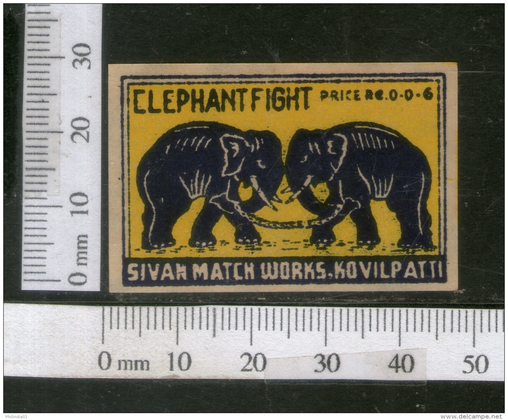 India 1950's Elephant Fight Brand Match Box Label Wildlife Animal # MBL197 - Matchbox Labels