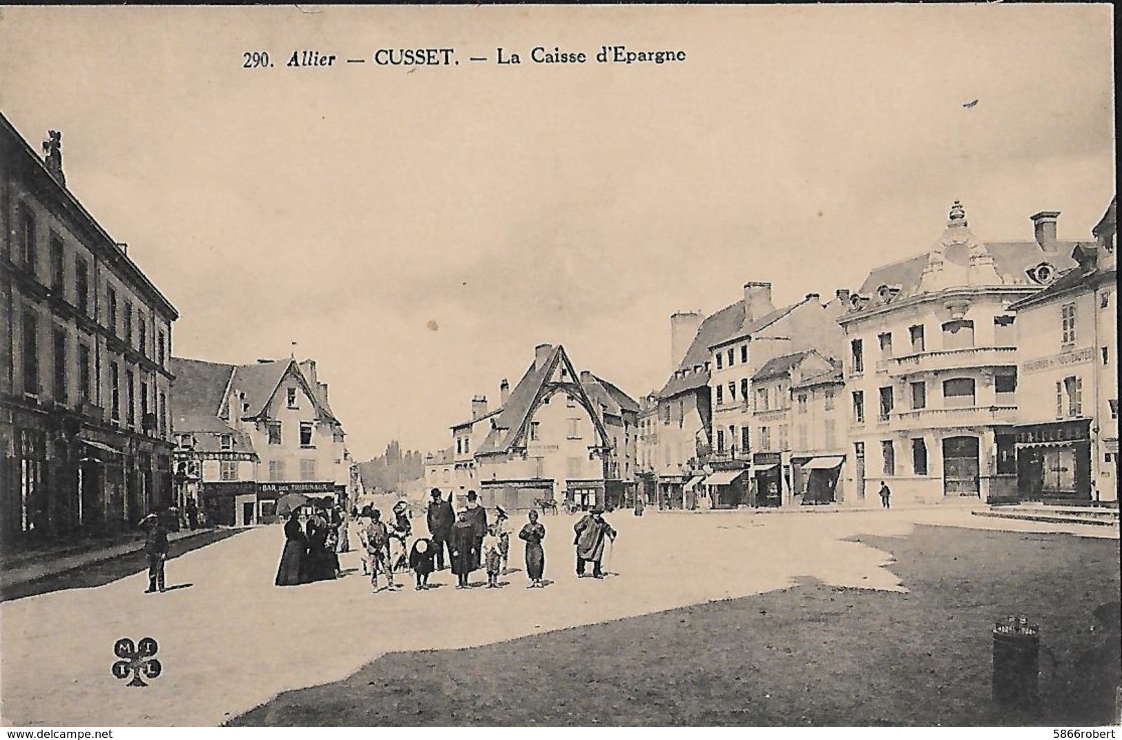 CARTE POSTALE ORIGINALE ANCIENNE : CUSSET  LA CAISSE D'EPARGNE  ANIMEE  ALLIER (03) - Banques