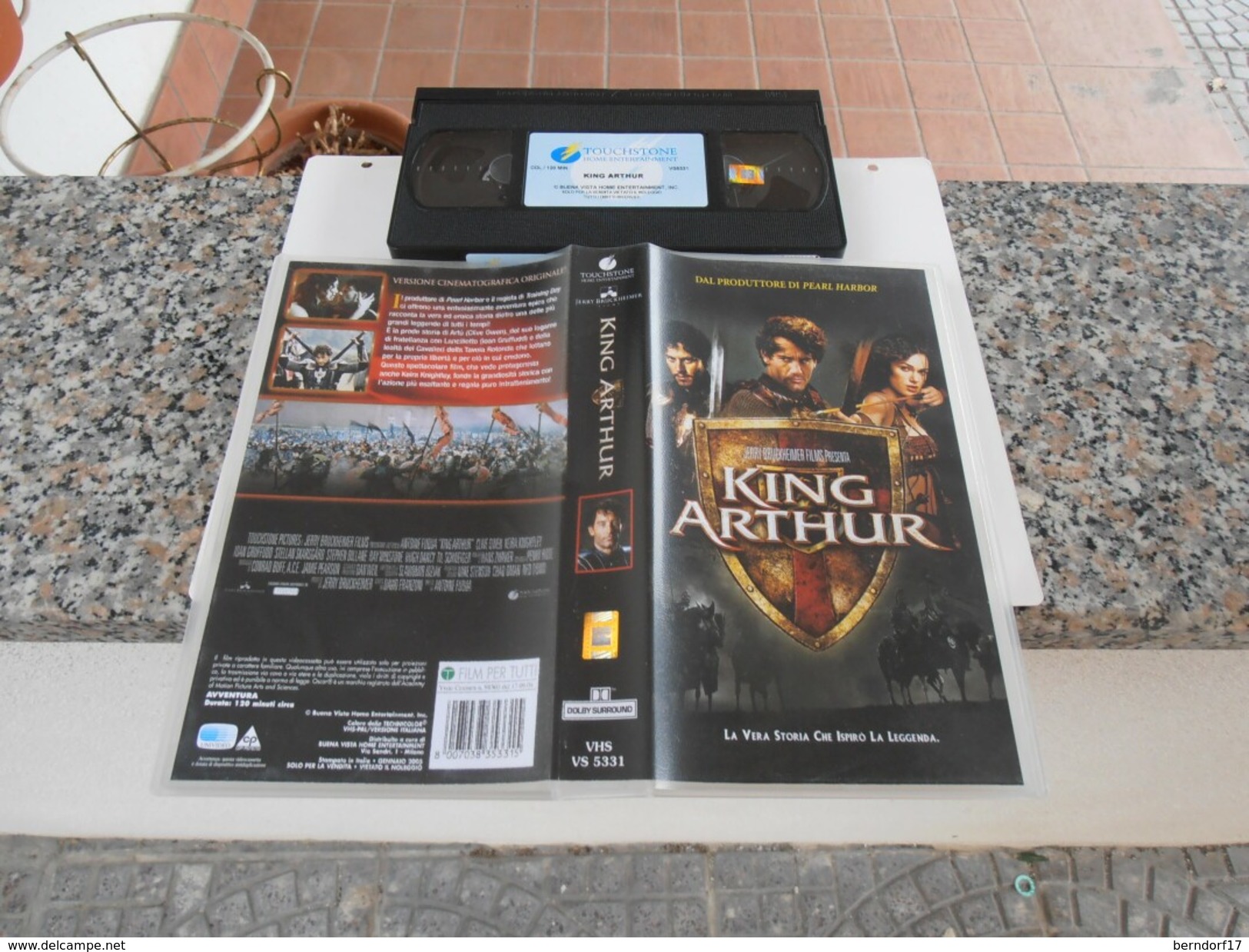 King Arthur - VHS - Storia