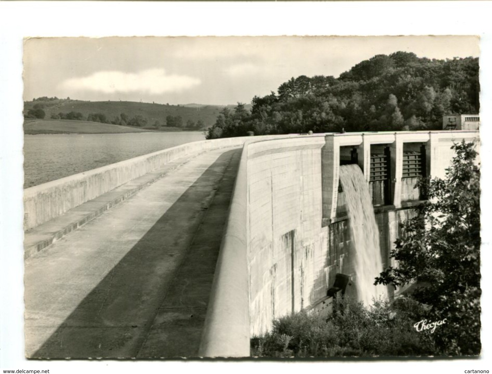 Cp - NEUVIC D'USSEL (19) - Vue Sur La Retenue D'eau Du Barrage - Autres & Non Classés