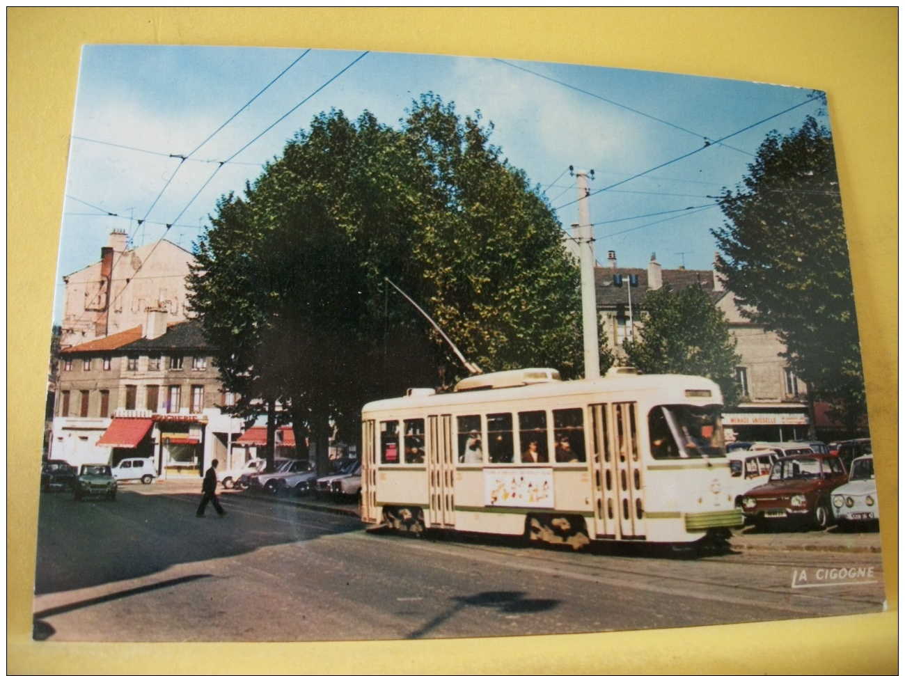 TRAIN 4952 - VUE N° 30/36 - SERIE DE 36 CARTES SUR LES TRAMWAYS DE SAINT ETIENNE DANS LA LOIRE - Tramways