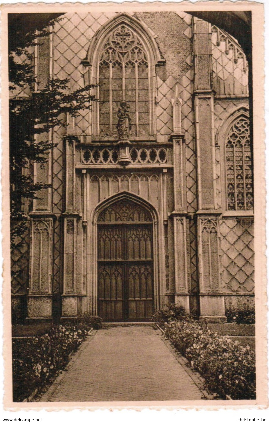 Abbaye N.D. De Scourmont, Forges Chimay, Entrée De L'Eglise (pk32484) - Chimay