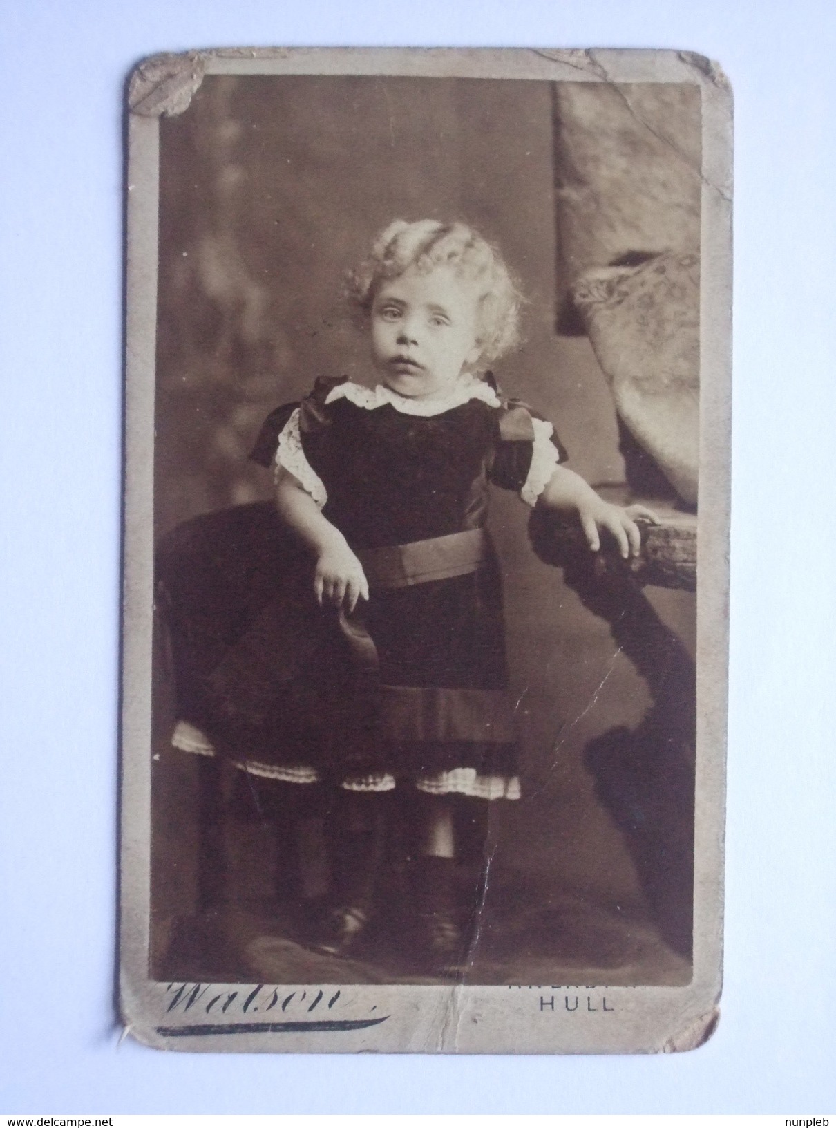 CDV - Child Portrait - Watson  - Hull - 10 X 6 Cms - Anonymous Persons