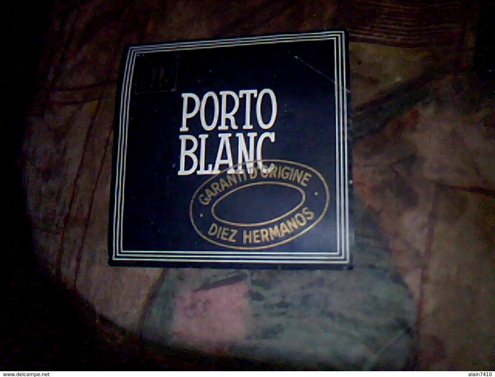 Portugal  Vieux Papier Collection Etiquette Occasion  Publicitaire  Porto Blanc Garantie Origine  Diez Hermanos - Alcohols & Spirits