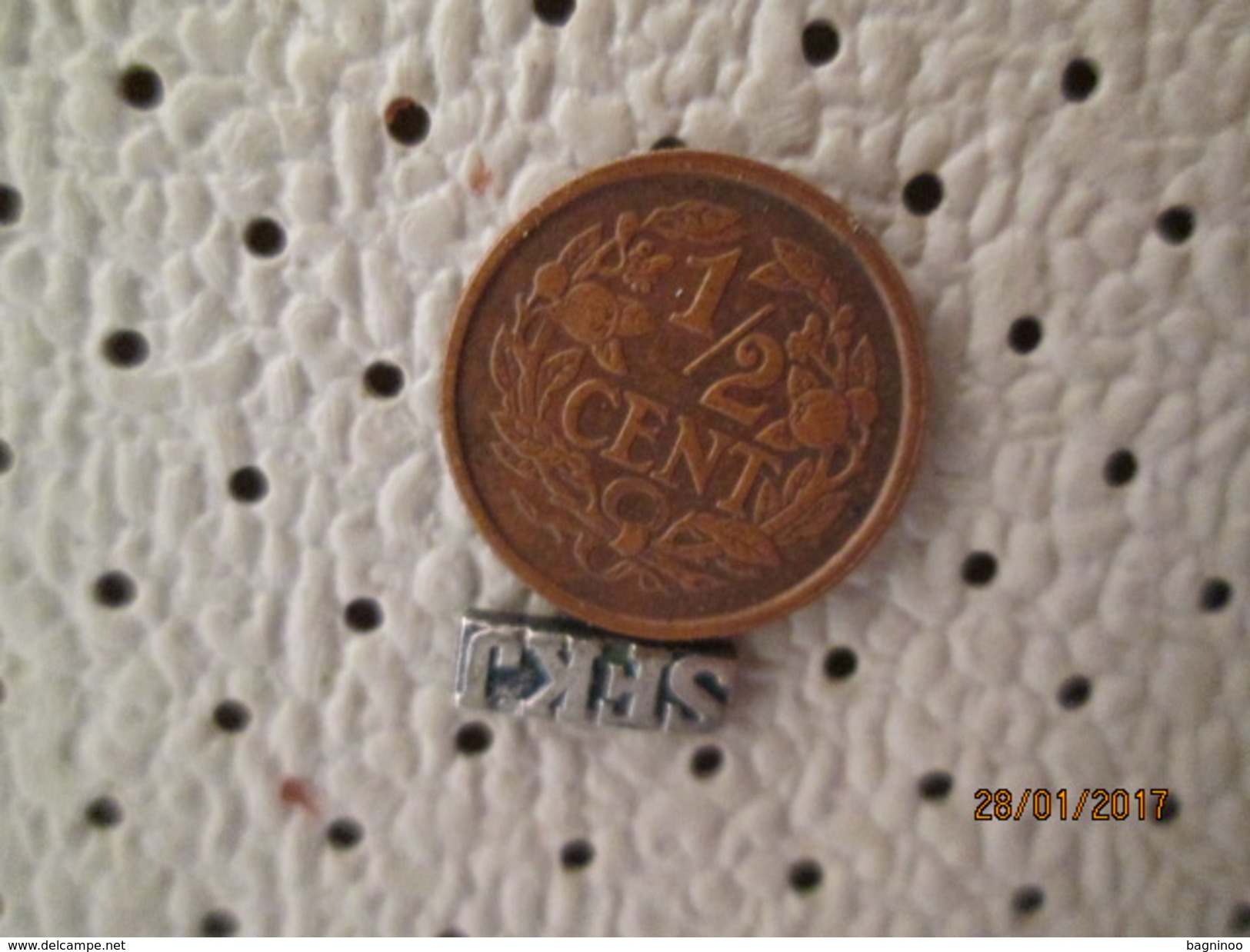 NETHERLANDS 1/2 Cent 1936   # 6 - 0.5 Centavos