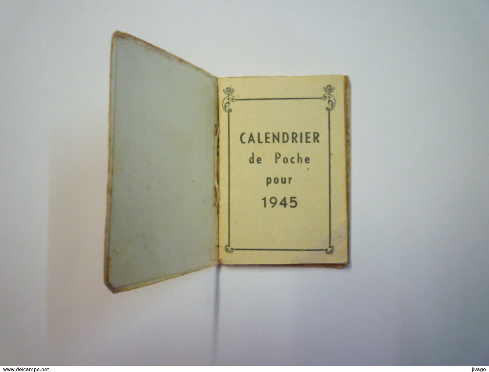 MINI  CALENDRIER De POCHE  1945   - Kleinformat : 1941-60