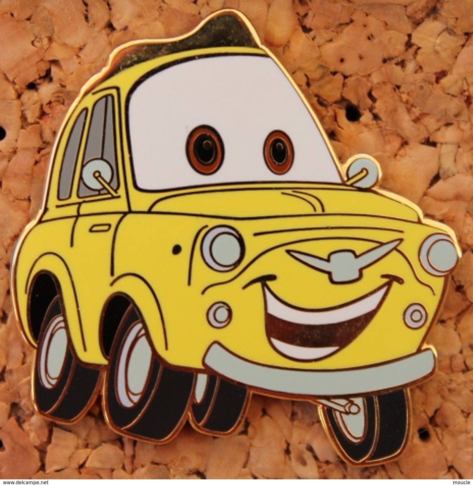 VOITURE JAUNE - CARS - DISNEY - YELLOW CAR - DESSIN ANIME -        (14) - Disney