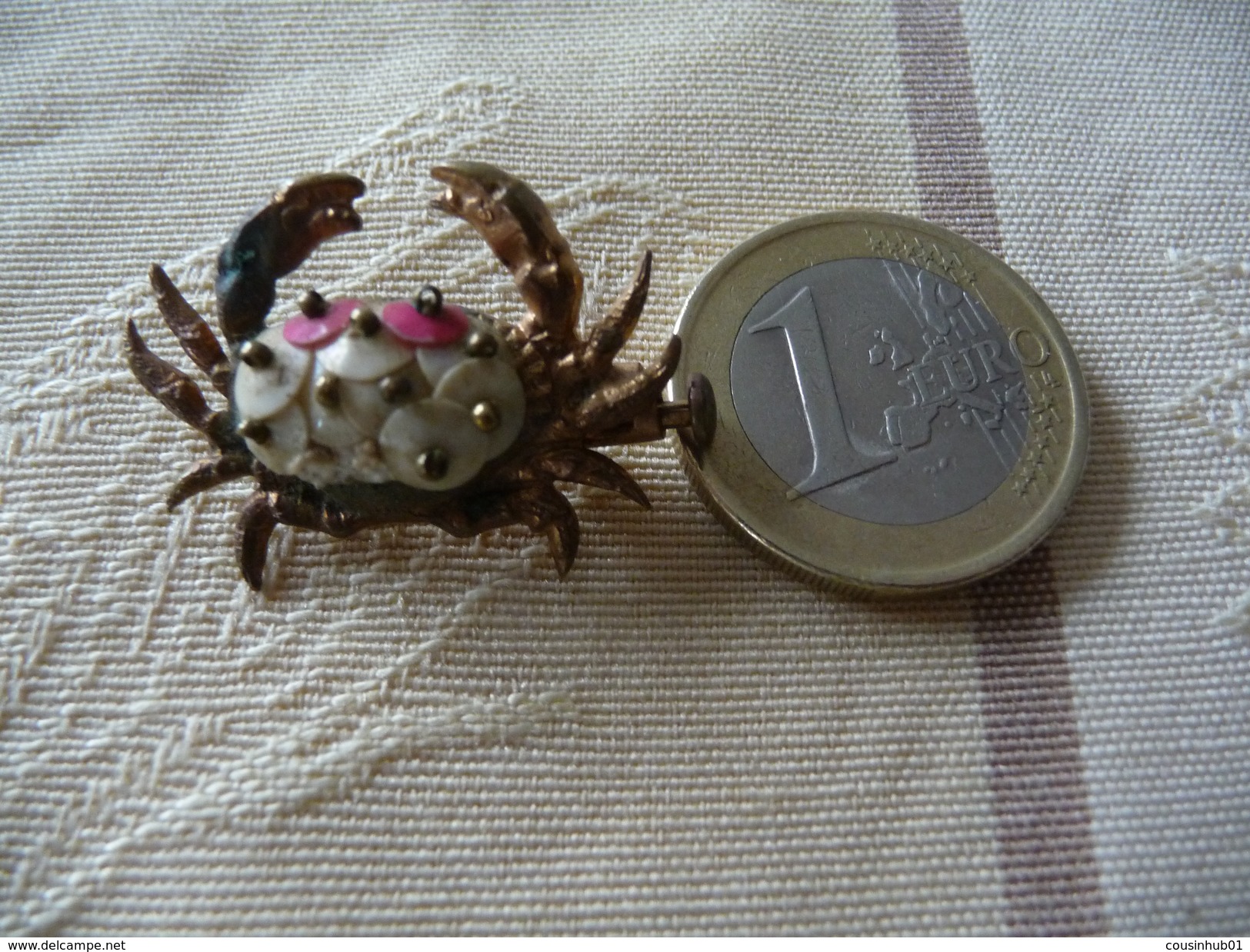 Bijou Ancien D'enfant - Petite Broche - "Crabe" - Très Mignon - Avec Fermoir à L'ancienne - Broches