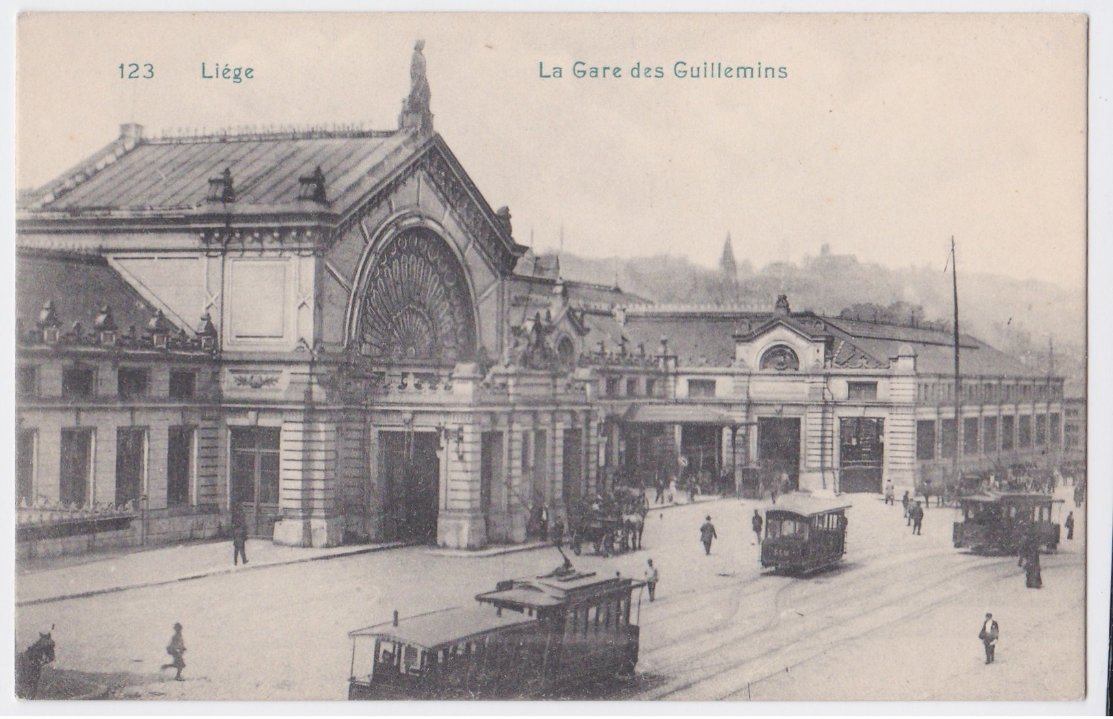 Liège Cpa  La Gare Des Guillemins Bel  Animation Anno 1923 - Liege