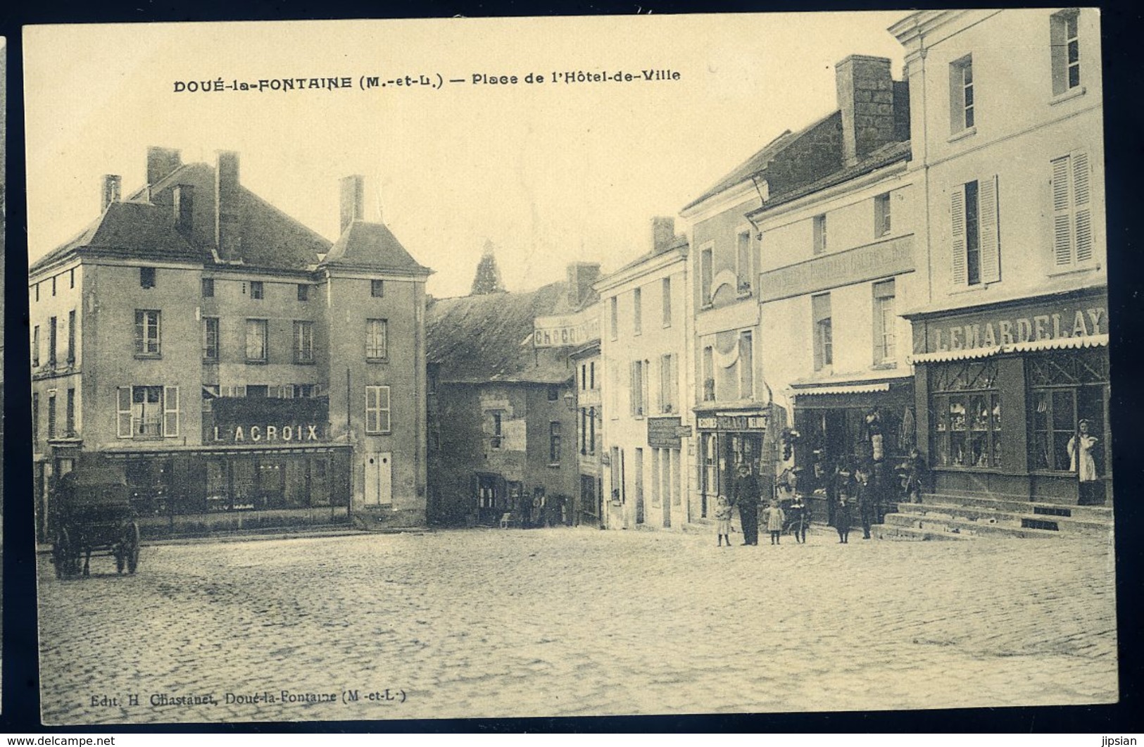 Cpa  Du 49 Doué La Fontaine - Place De L' Hôtel De Ville  NCL40 - Doue La Fontaine