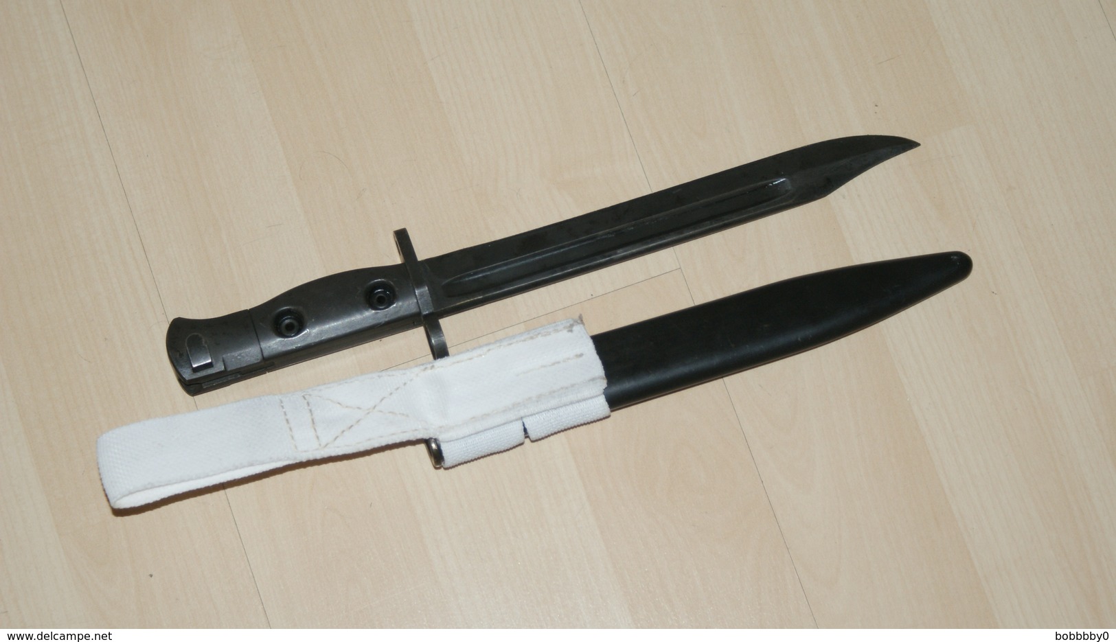 BAIONNETTE A IDENTIFIER - TOUT ACIER - - Knives/Swords