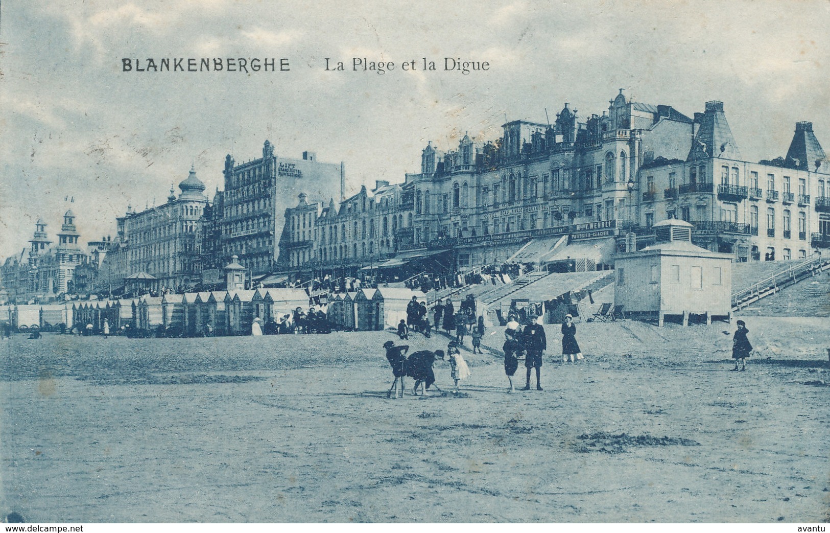 BLANKENBERGE / ZEEDIJK EN STRAND / CABINES / ANIMATIE - Blankenberge