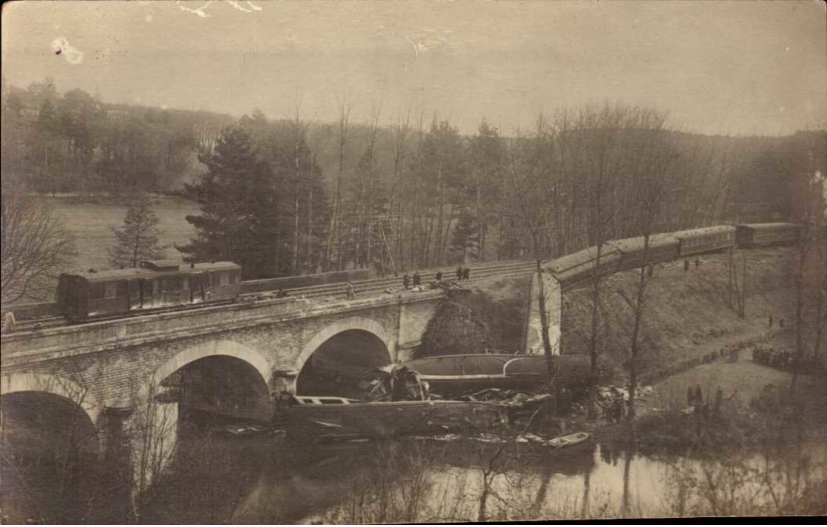 Cpa Carte Photo 86 Saint Benoit Accident Ferroviaire Déraillement D´un Tain Le 25 Mars 1925 - Saint Benoit