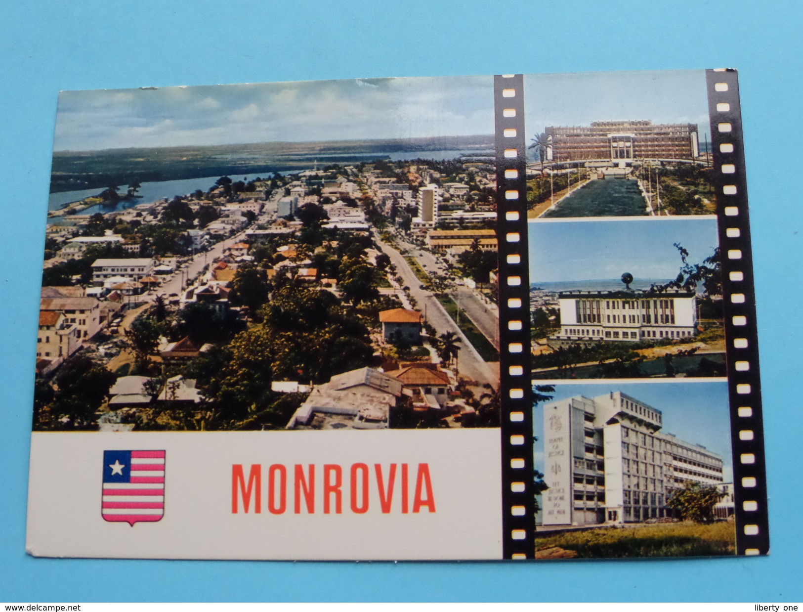 MONROVIA ( République Of Liberia ) Broad Street, Ashmunstreet And Pioneers Island..... Anno 19?? ( Zie Foto Details ) !! - Liberia