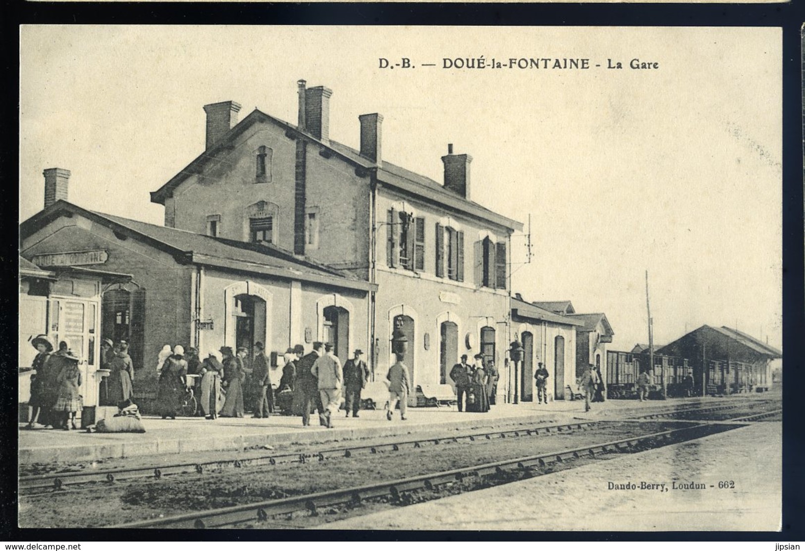 Cpa  Du  49  Doué La Fontaine - La Gare --  NCL35 - Doue La Fontaine