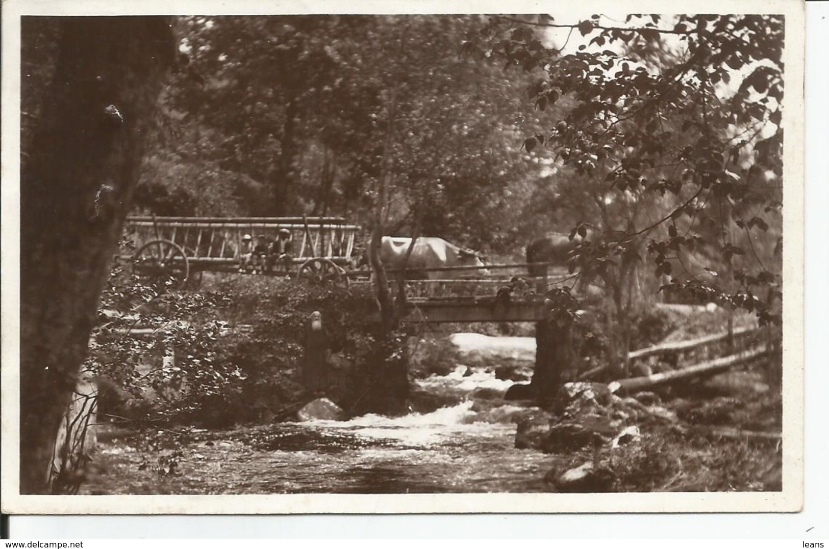 MONASTERE DE LA PIERRE QUI VIRE   Le Pont De La Loutre   ,bel Attelage - Attelages