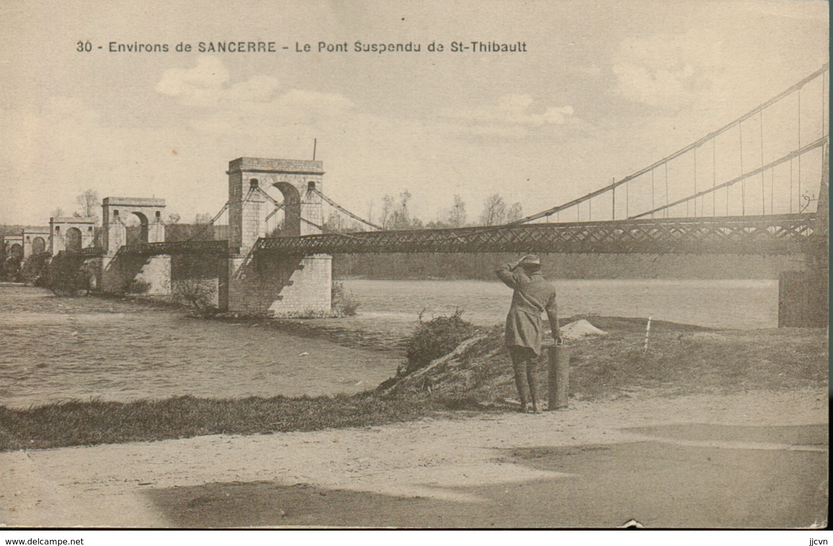 Sancerre - Environs De Sancerre Le Pont Suspendu De Saint Thibault (jamais Vue Sur Delcampe) - Sancerre