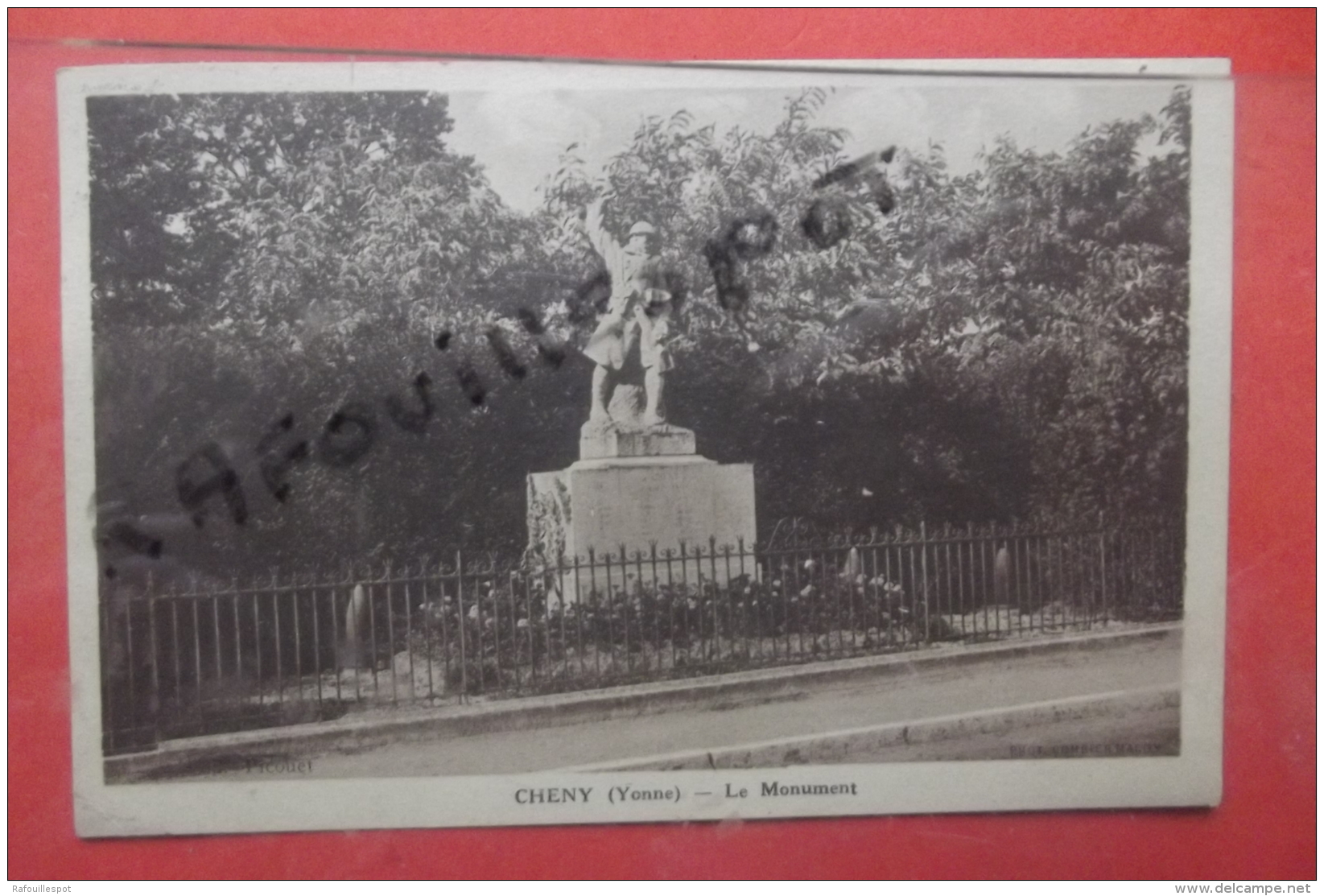 Cp Cheny Le Monument - Cheny