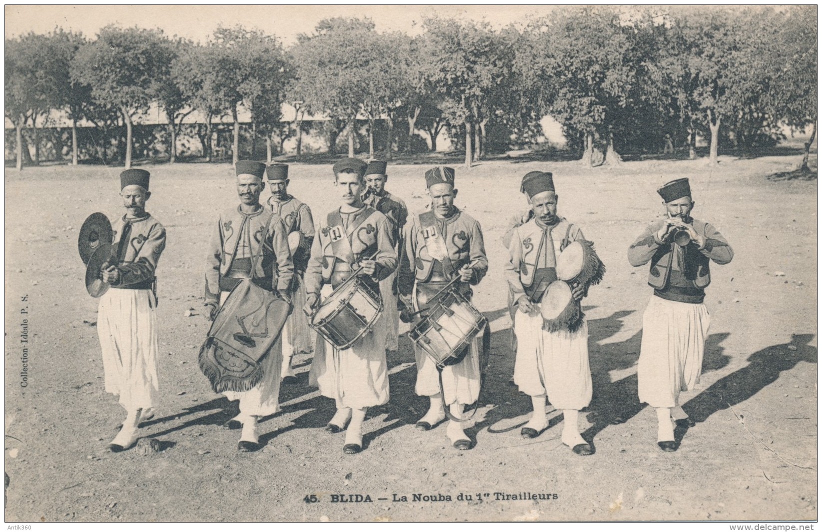 CPA ALGERIE Blida La Nouba Musique Du 1er Régiment De Tirailleurs - Blida