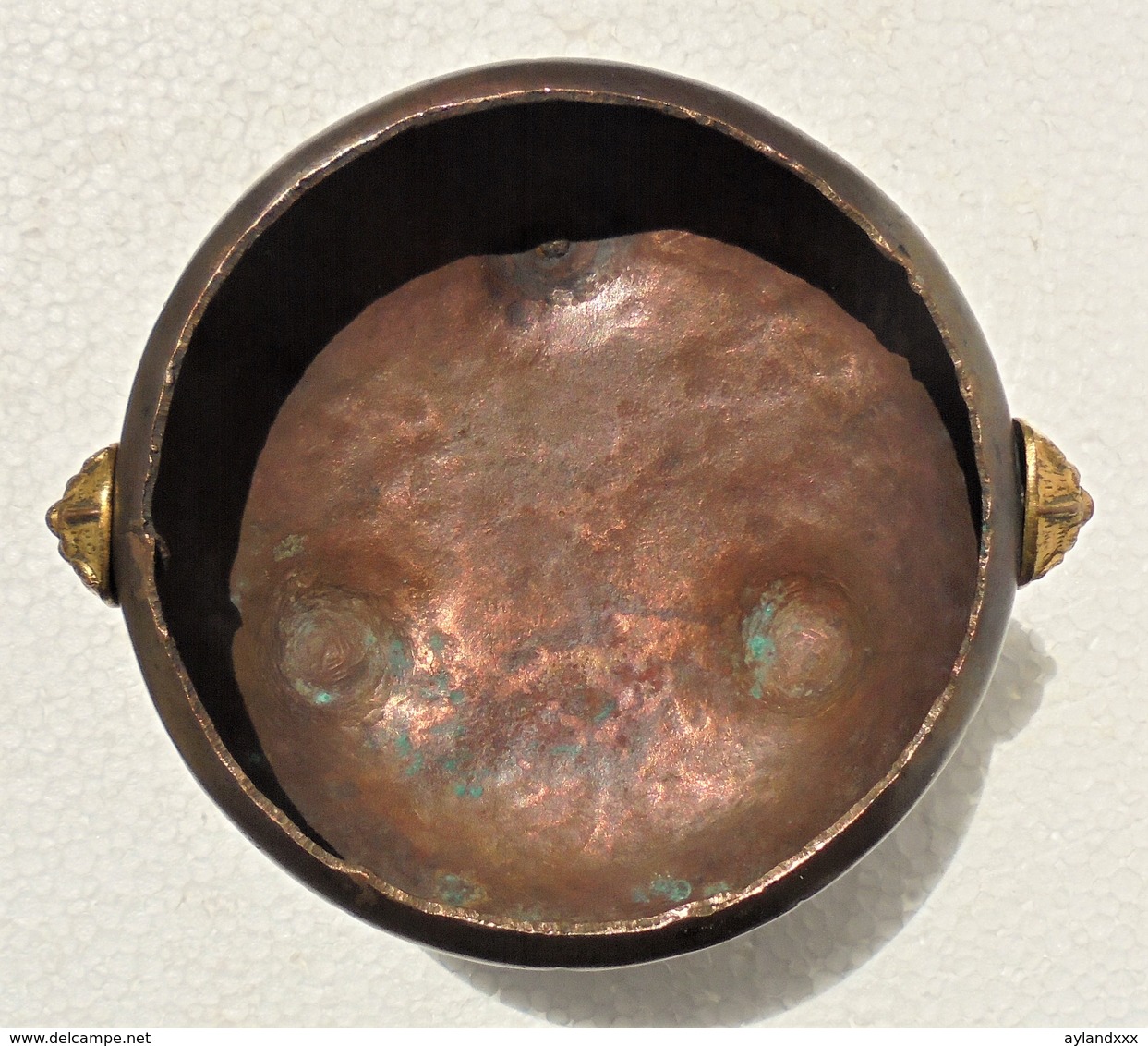 CINA (China): Antique Chinese copper incense burner