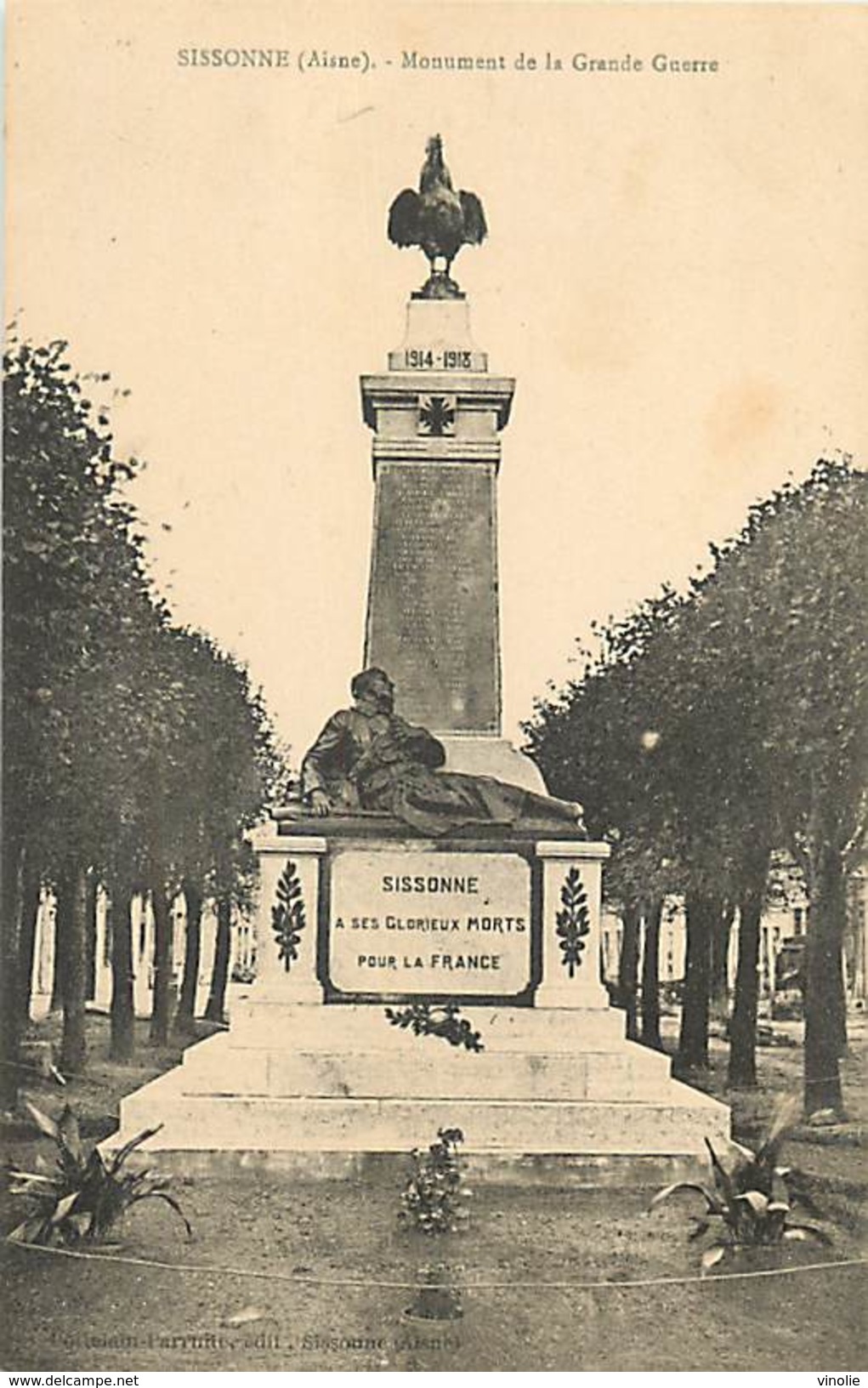 A-17-2011 : MONUMENT AUX MORTS DE LA GRANDE-GUERRE 1914-1918. SISSONNE - Altri & Non Classificati