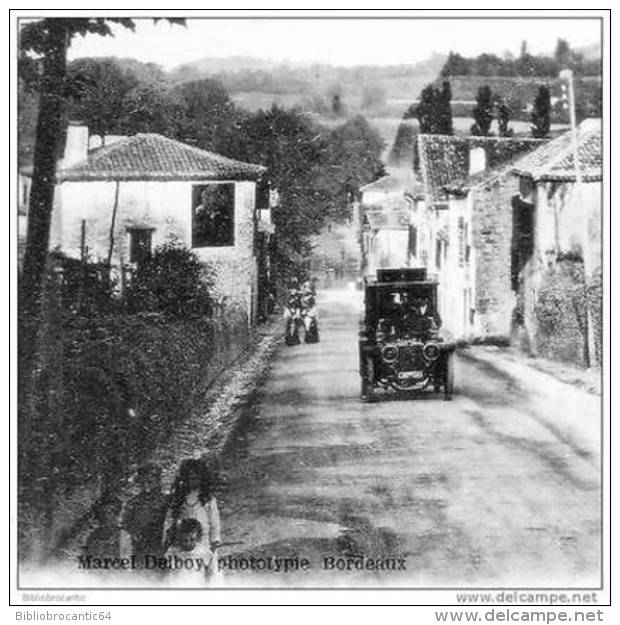 D64 Environs De SAINT JEAN DE LUZ < UN COIN DU VILLAGE D'URRUGNE + Automobile - Urrugne