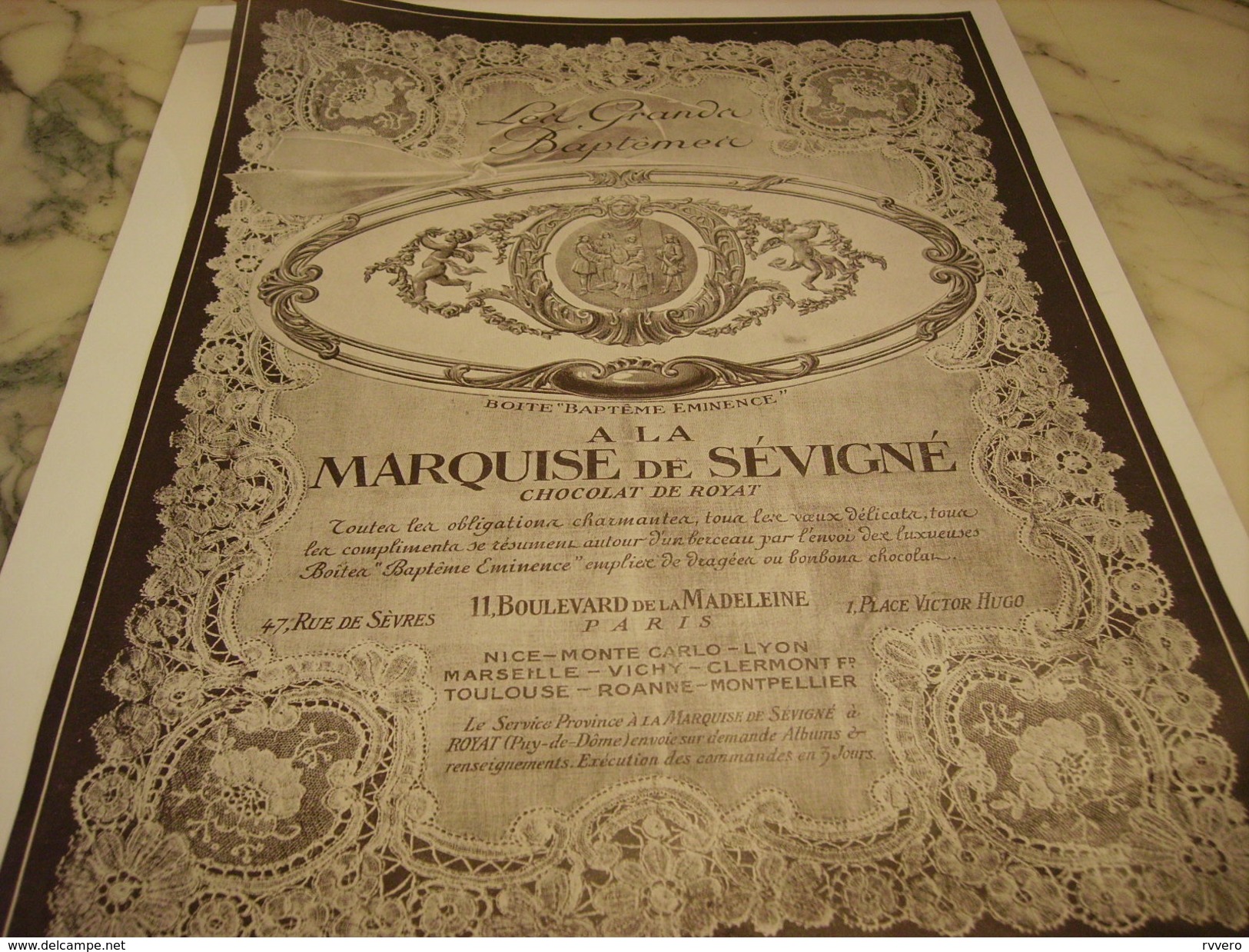 PUBLICITE CHOCOLAT LA MARQUISE DE SEVIGNE BAPTEME 1925 - Affiches