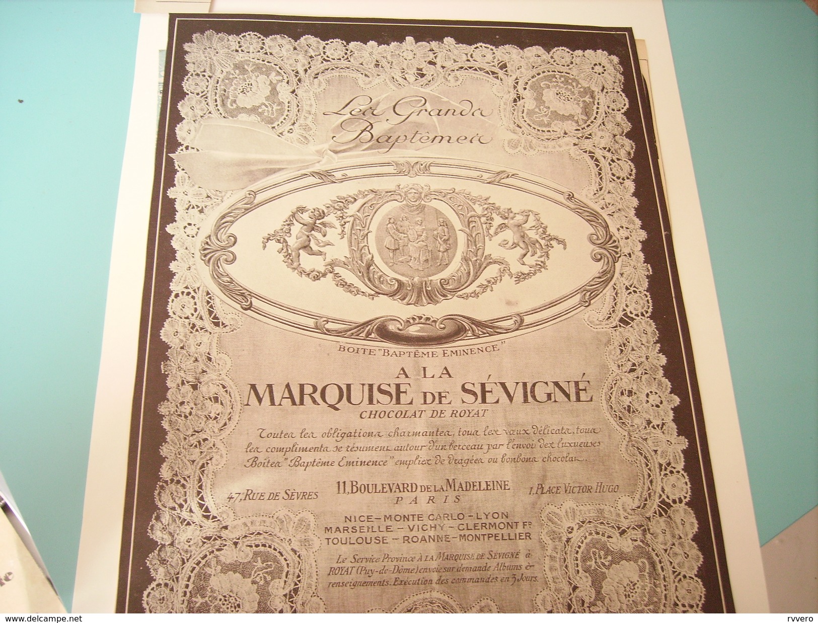 PUBLICITE CHOCOLAT LA MARQUISE DE SEVIGNE BAPTEME 1925 - Affiches