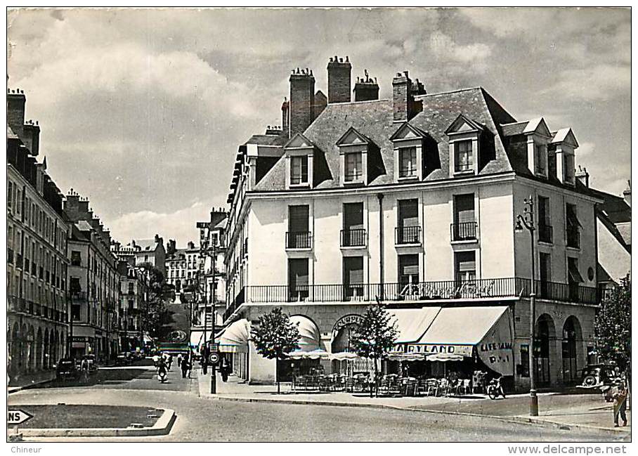 BLOIS PLACE DE LA RESISTANCE LE PMU LE MARYLAND - Blois