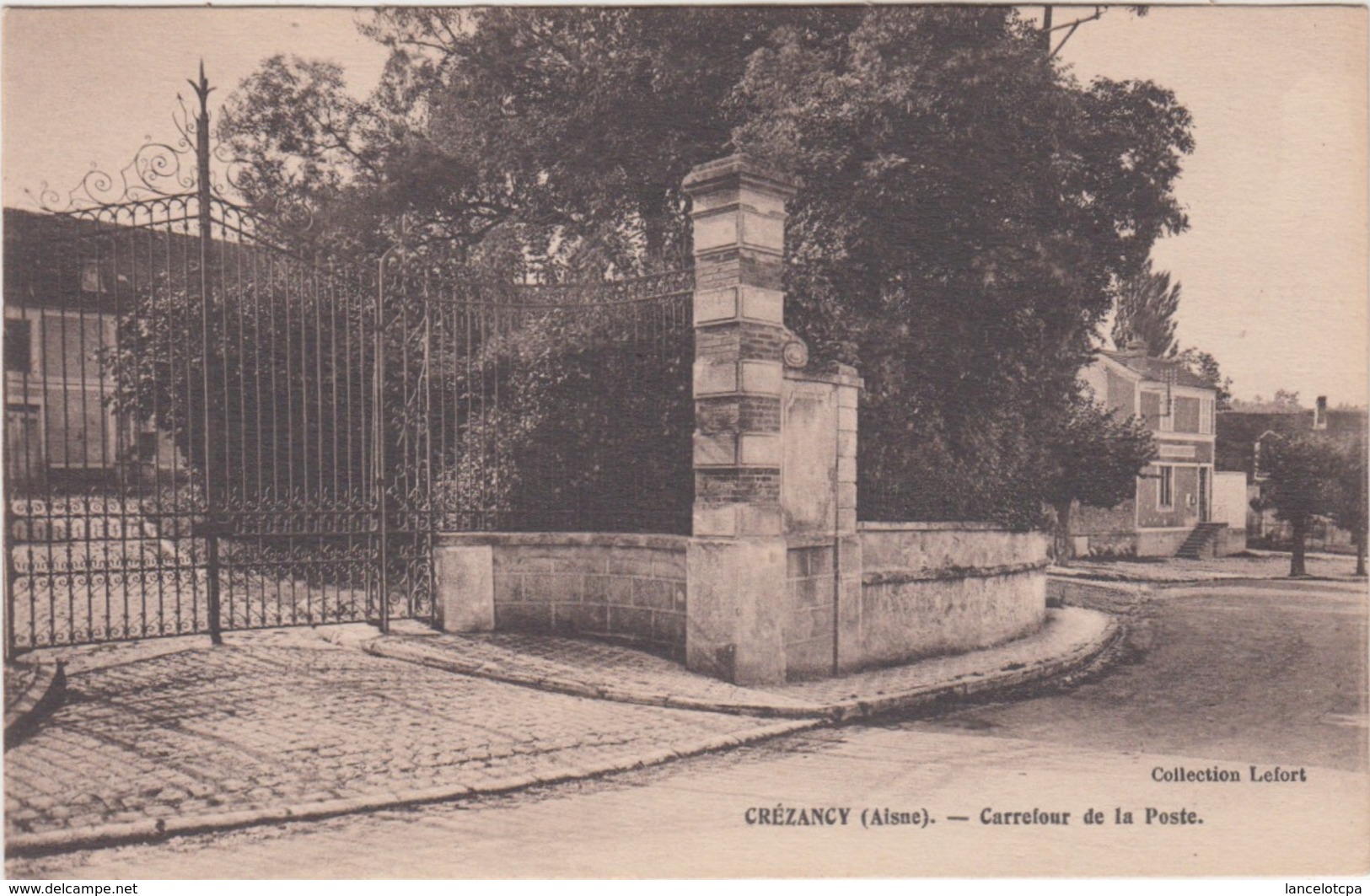 02 - CREZANCY / CARREFOUR DE LA POSTE - Autres & Non Classés