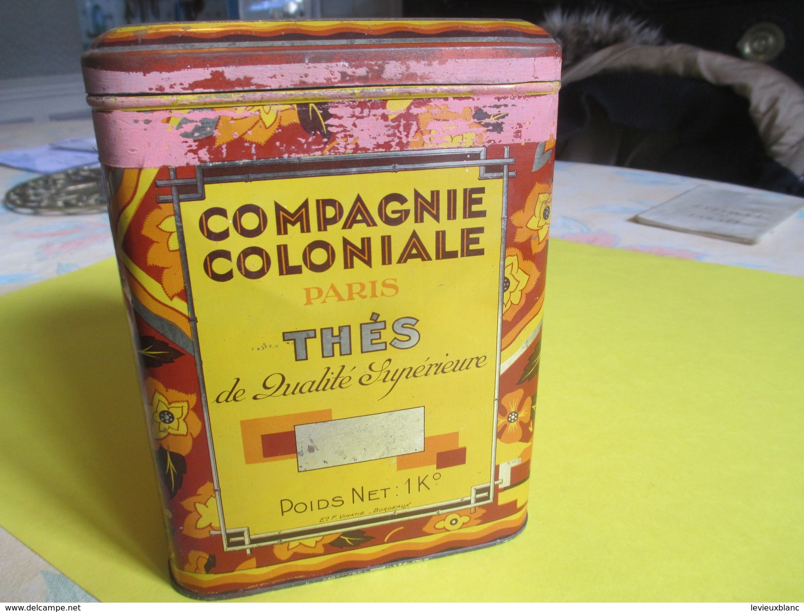 Boite En Fer/Alimentaire/Compagnie Coloniale/Thés/Paris/1 Kg/Passy/Vinatié/Bordeaux/Vers 1930-1950              BFPP103 - Cajas