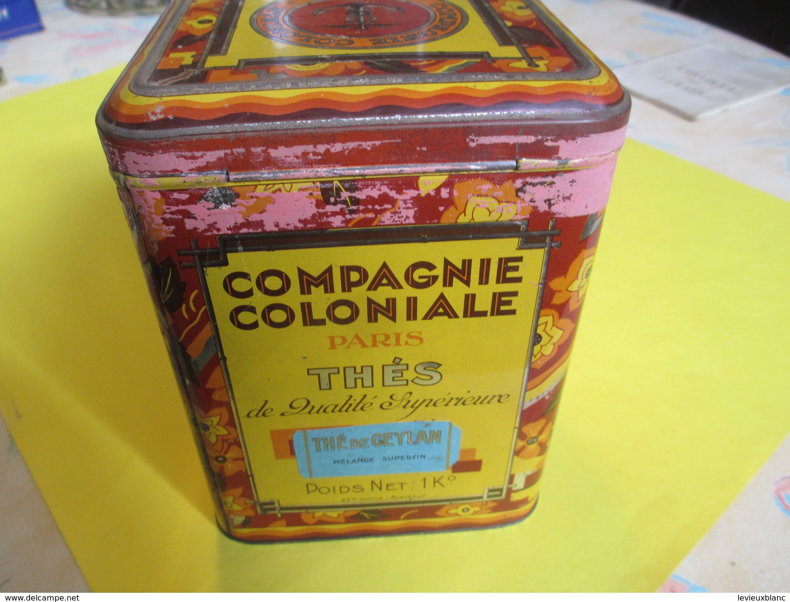 Boite en Fer/Alimentaire/Compagnie Coloniale/Thés/Paris/1 Kg/Passy/Vinatié/Bordeaux/Vers 1930-1950              BFPP103