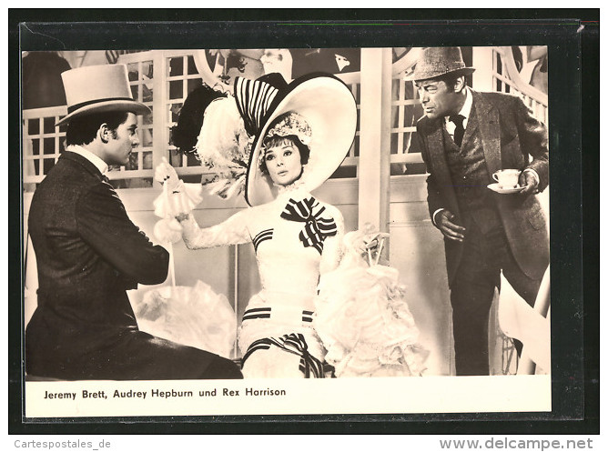 CPA Acteur De Cinéma Jeremy Brett, Audrey Hepburn Et Rex Harrison In "My Fair Lady" - Actores