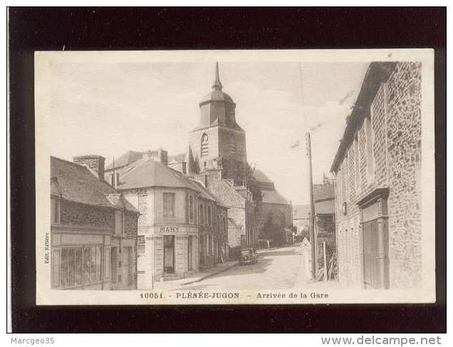 22 Plénée-jugon Arrivée De La Gare édit. Retière N° 10051 Magasin Au Bon Marché Mary - Plénée-Jugon