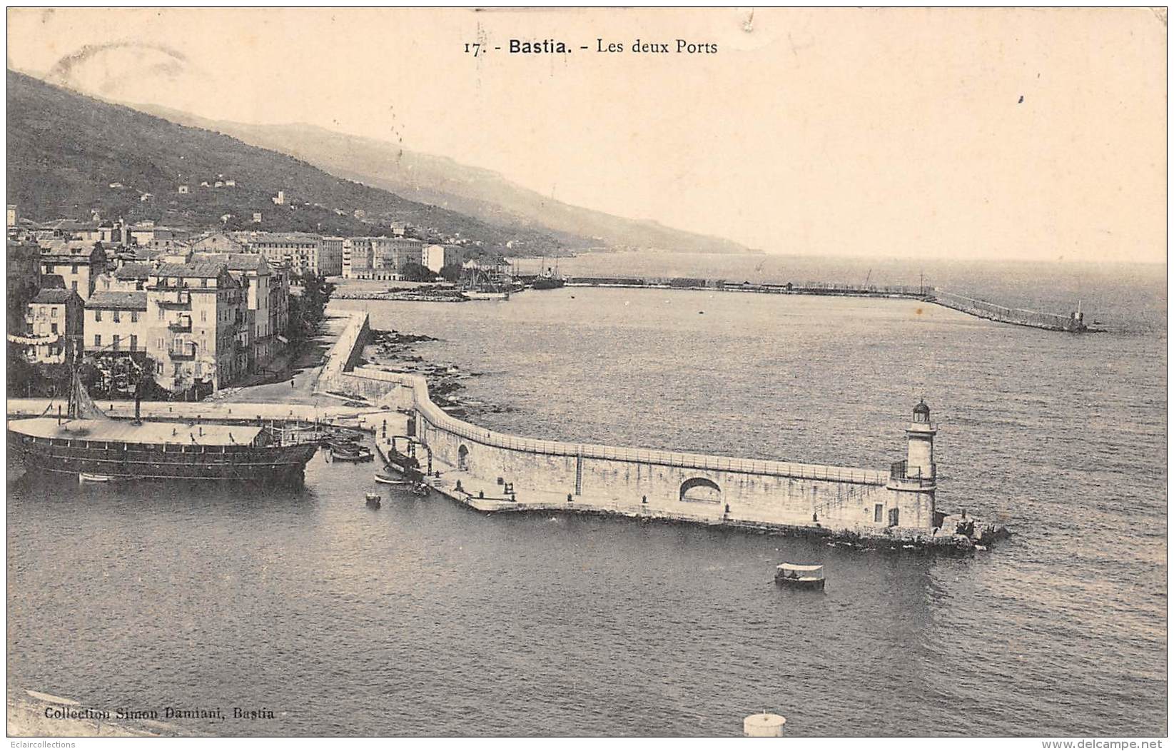 Bastia     20         Vue Générale  .Les Deux  Port .   Phare.     (voir Scan) - Bastia