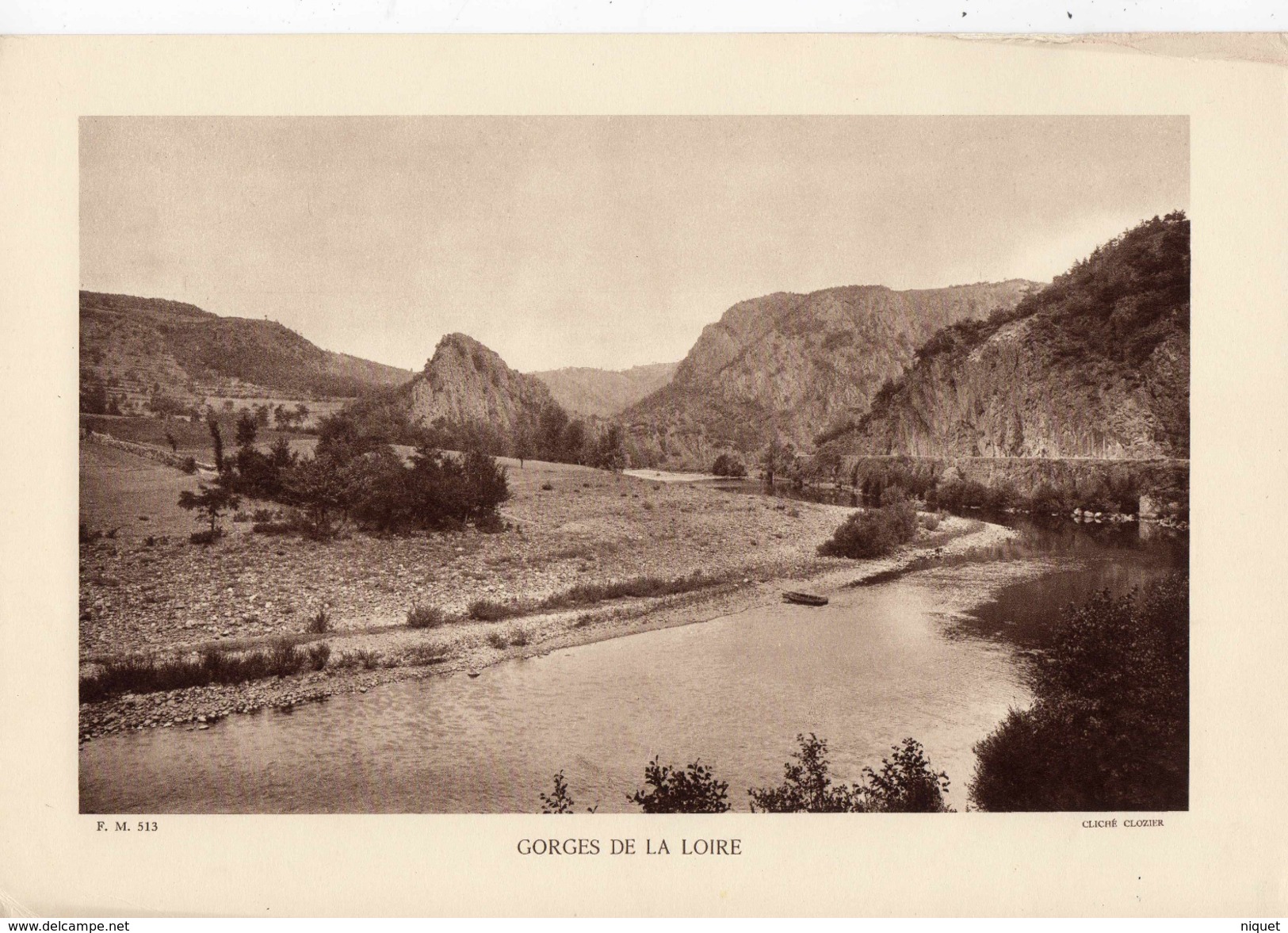 GORGES DE LA LOIRE, Planche Densité = 200g, Format 20 X 29 Cm, (Closier) - Géographie