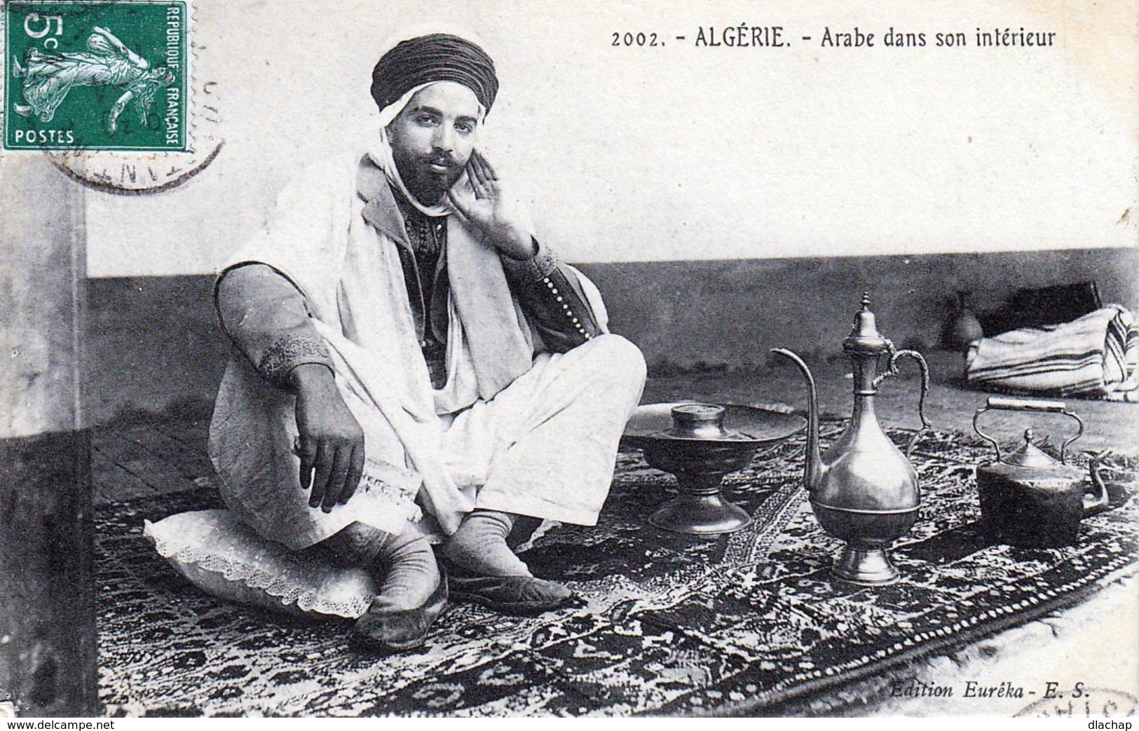 Algérie. Arabe Dans Son Intérieur. (1150) - Afrika