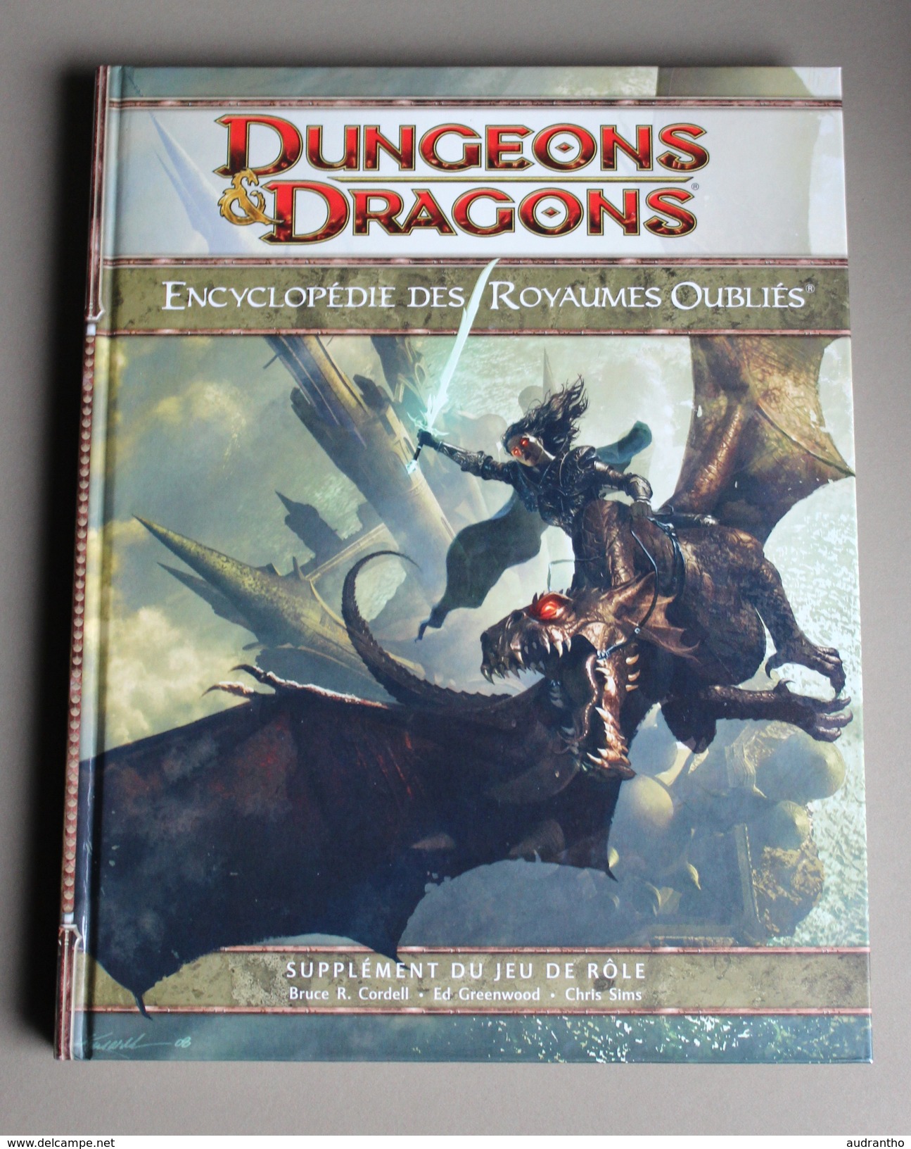 Livre Dungeons Et Dragons Encyclopédie Des Royaumes Oubliés Jeu De Rôle Neuf Donjons Et Dragons Neuf - Littérature & Notices