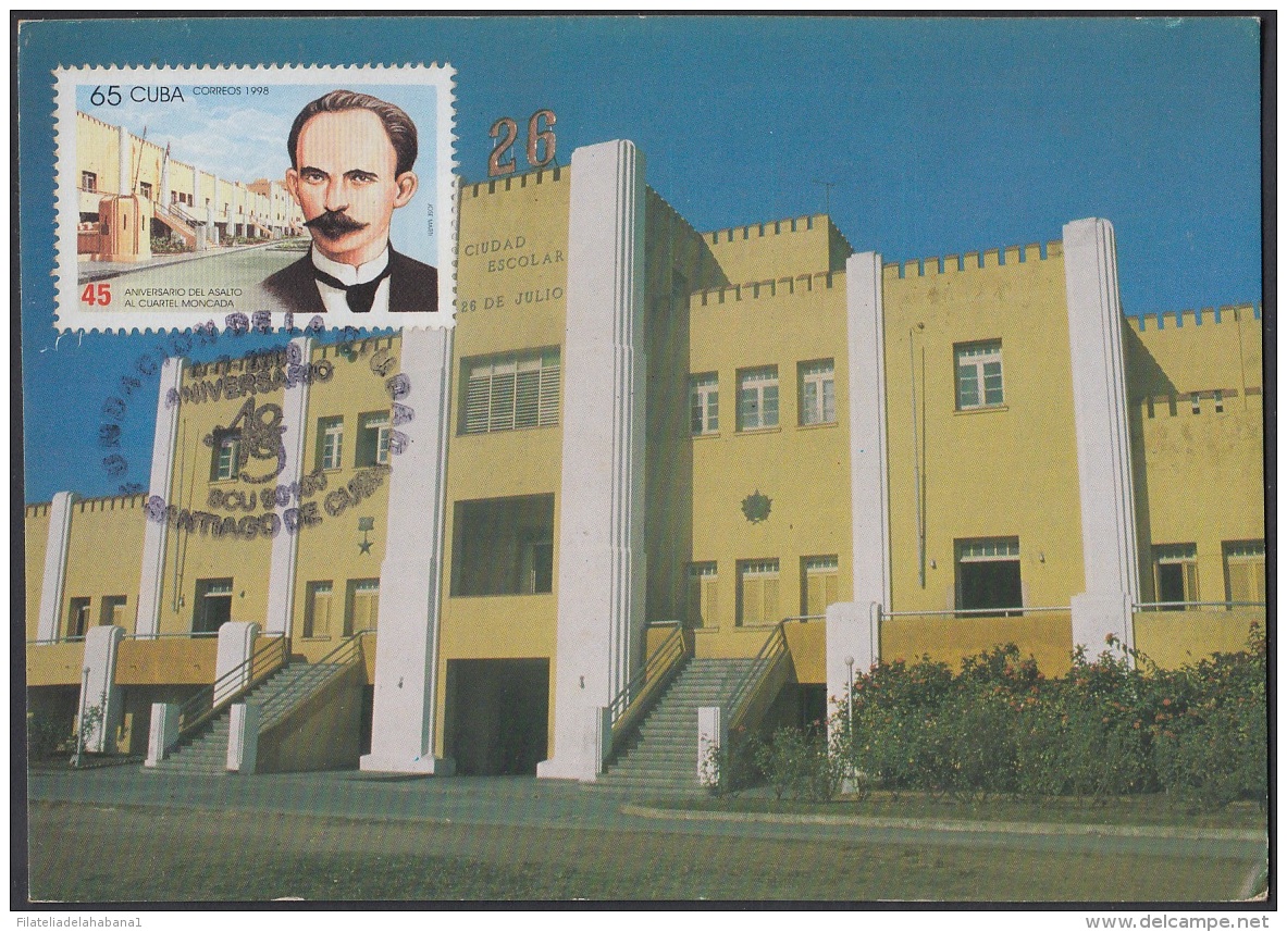 TMA-122 CUBA MAXIM CARD 2000. SANTIAGO DE CUBA. CENTENARIO DE LA FUNDACION DE LA CIUDAD. CUARTEL MONCADA BARRACKS. - Cartes-maximum