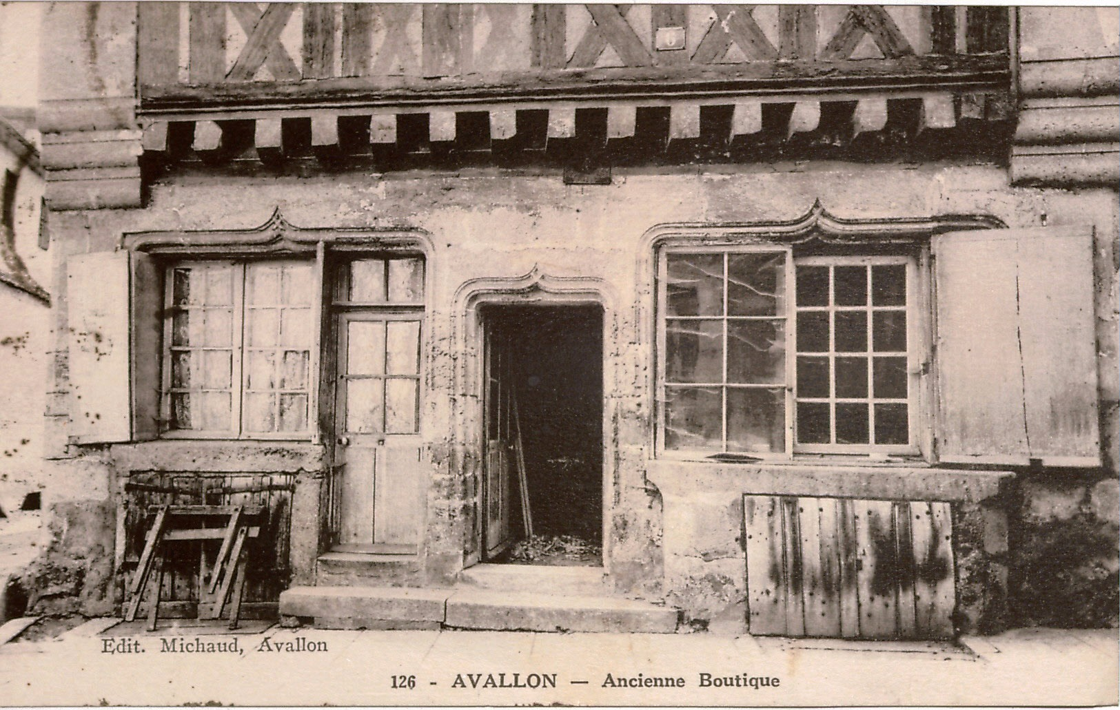 Cpa 89  AVALLON   Ancienne Boutique - Avallon