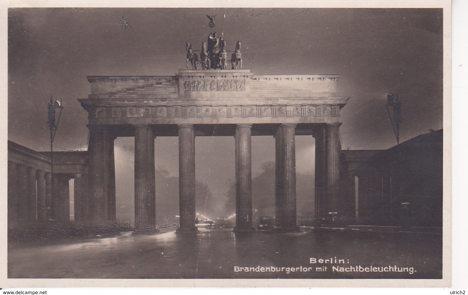 AK Berlin - Brandenburgertor Mit Nachtbeleuchtung (27232) - Mitte