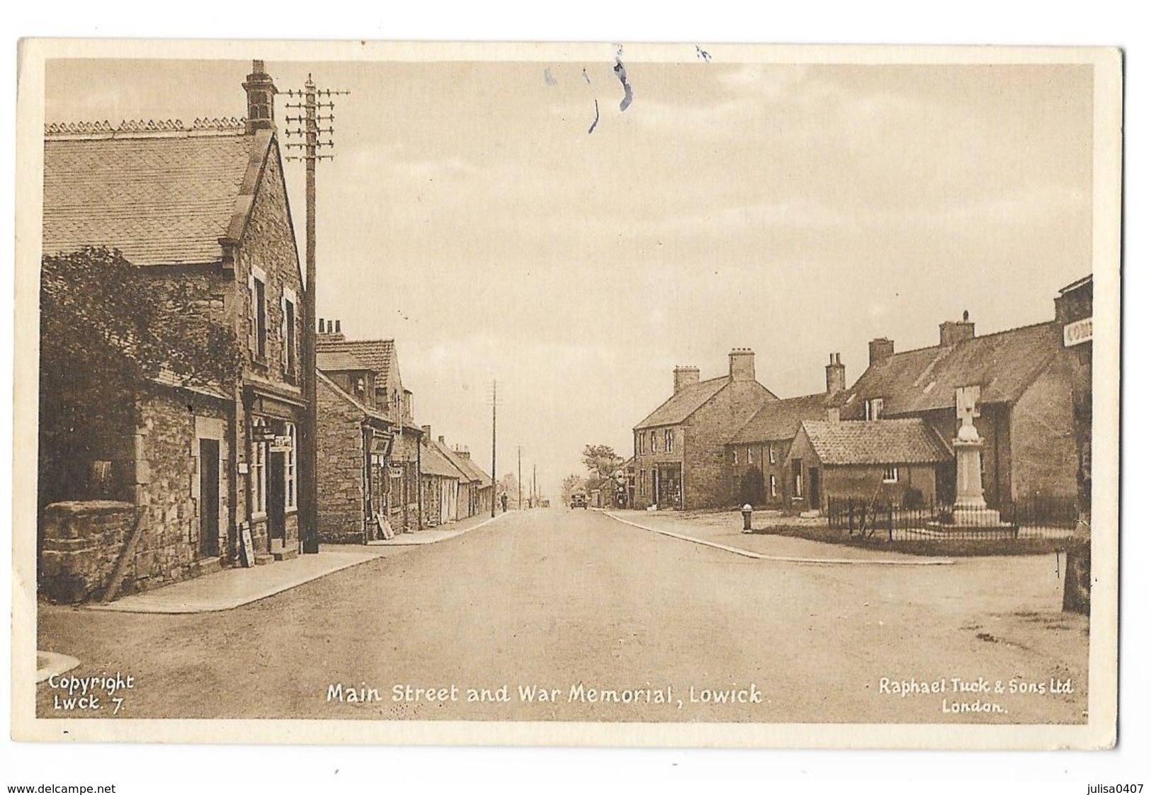 LOWICK (Angleterre) Main Street And War Memorial - Otros & Sin Clasificación