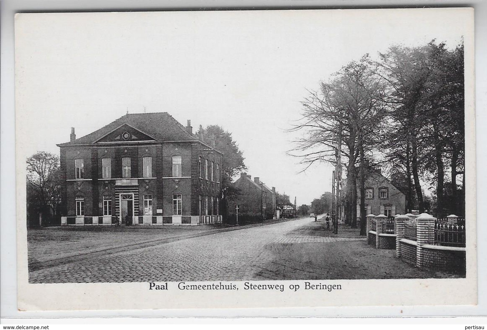 Gemeentehuis Paal Stw Op Beringen - Beringen