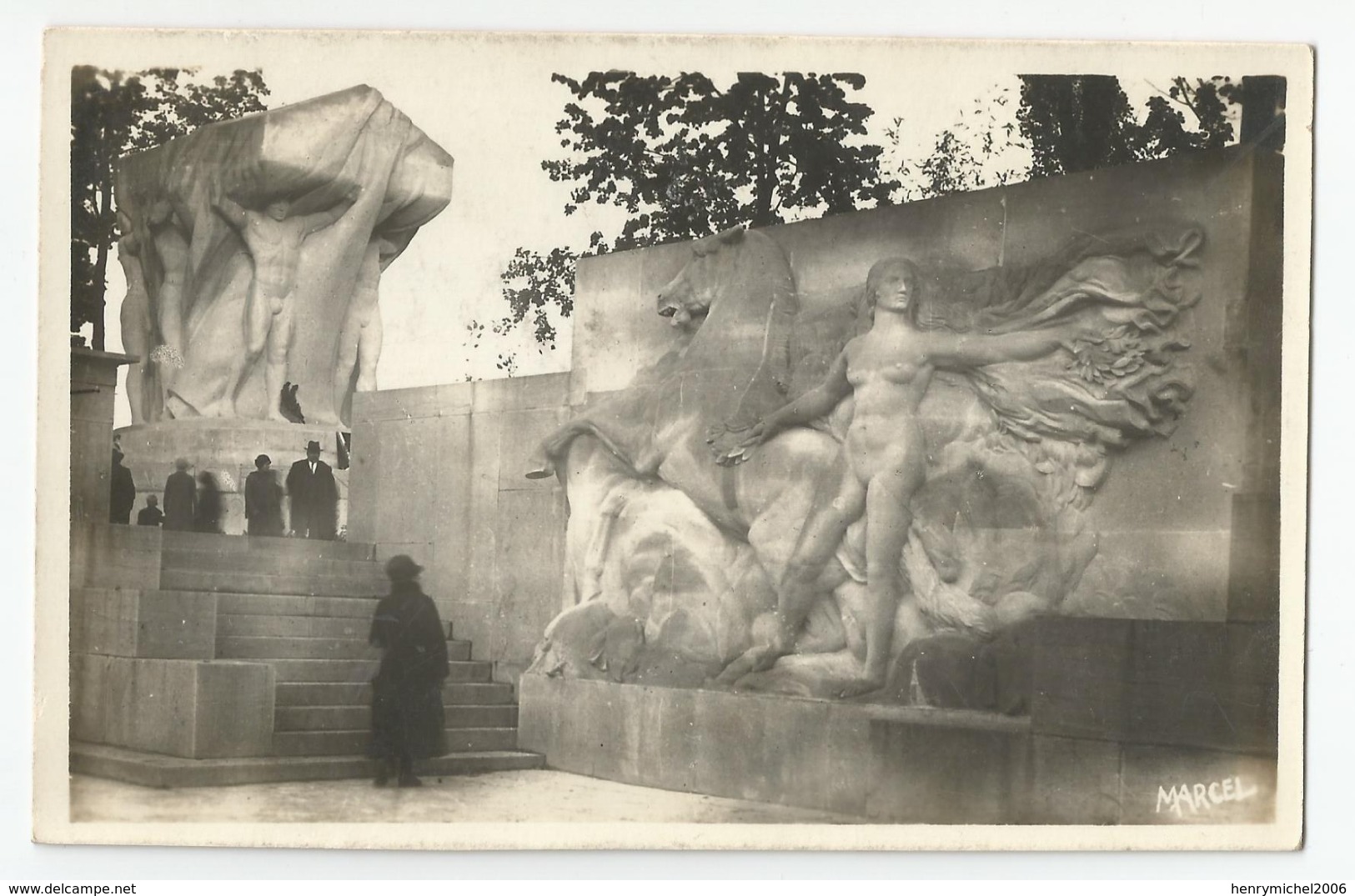 69 - Lyon Monument Aux Morts De La Grande Guerre La Victoire Haut Relief De Grange Photo Marcel Cachet Terreaux 1932 - Autres & Non Classés